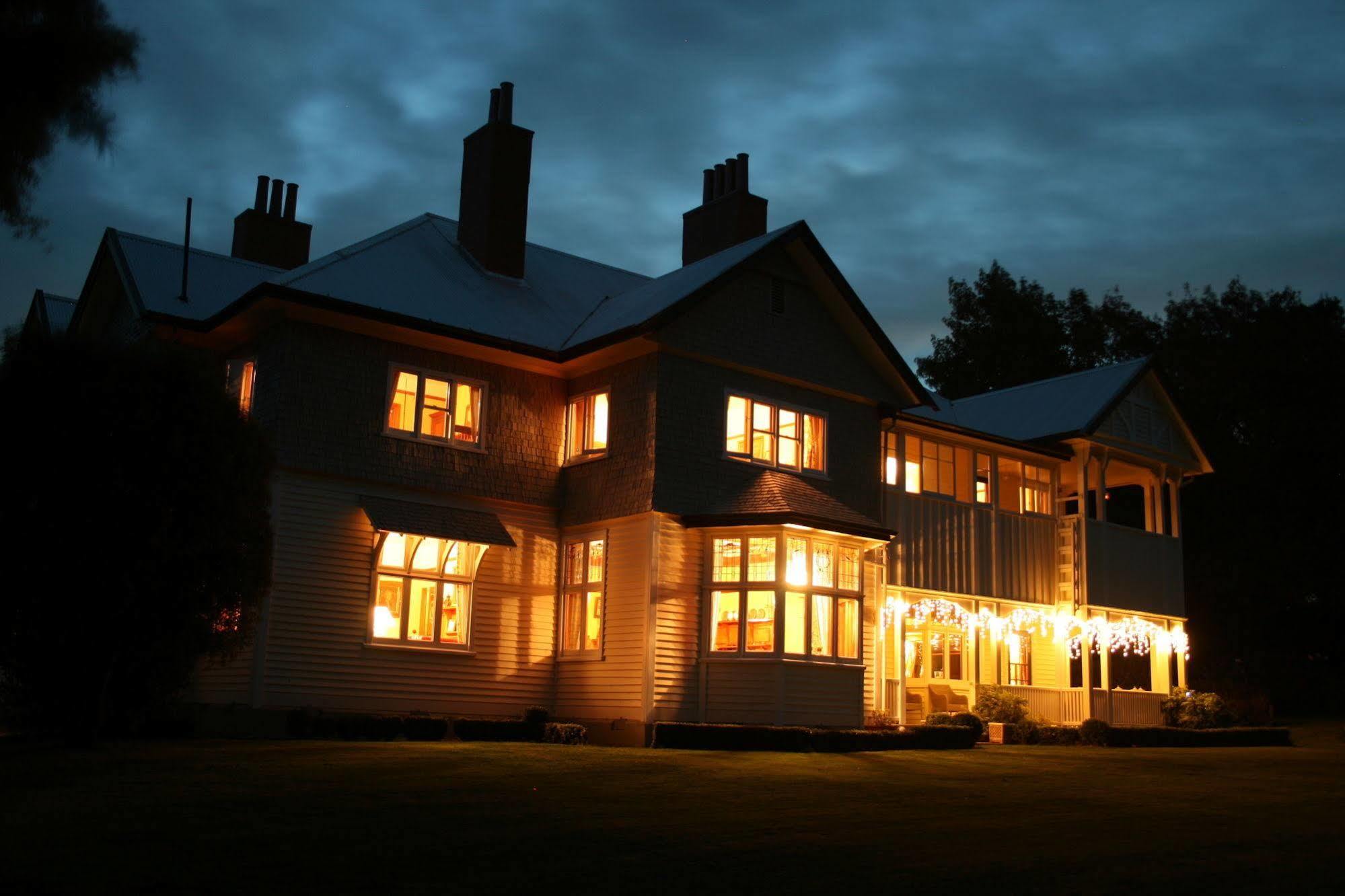 Gunyah Country Estate Villa Windwhistle ภายนอก รูปภาพ