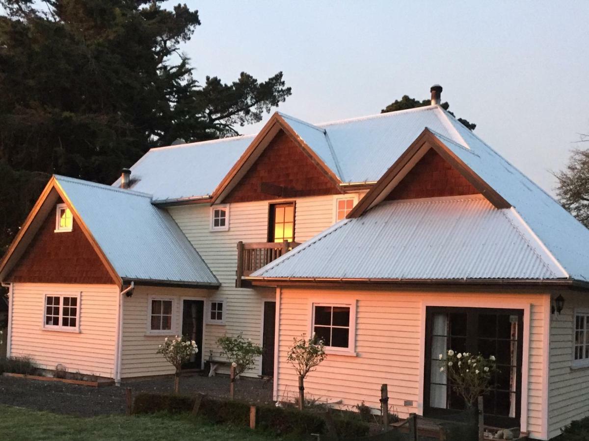 Gunyah Country Estate Villa Windwhistle ภายนอก รูปภาพ